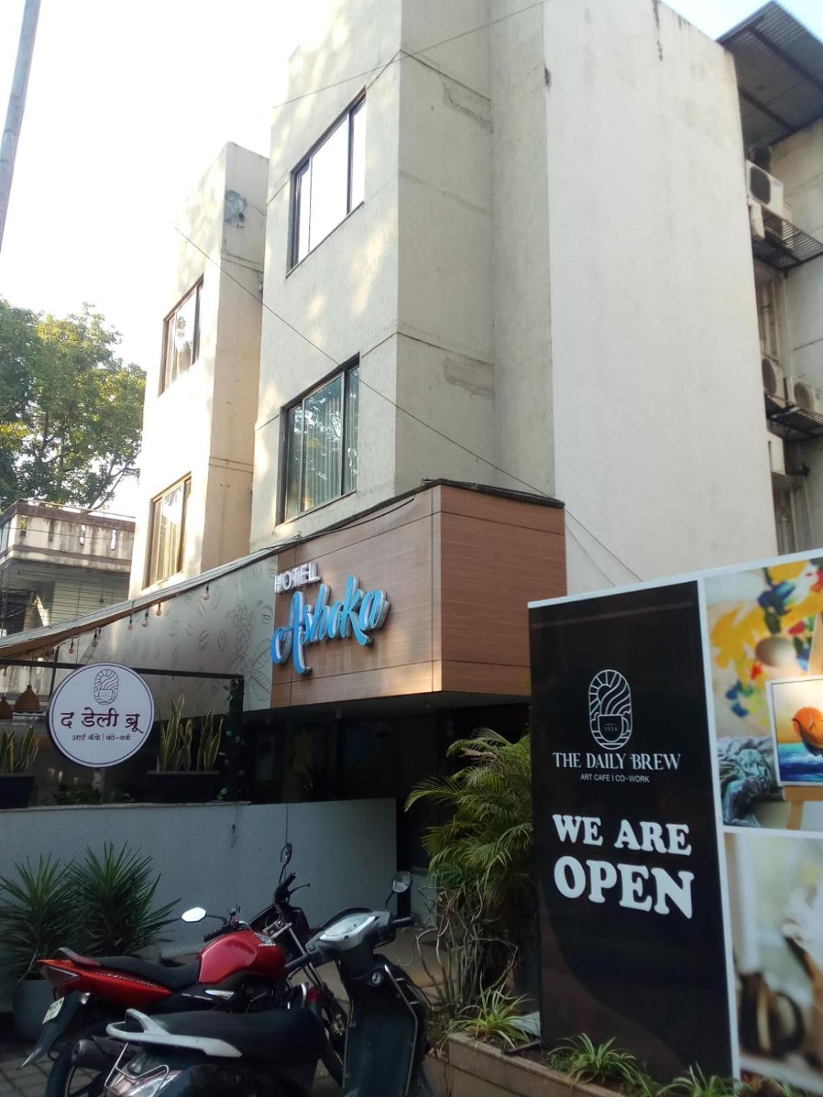 Hotel Ashoka, Pune Yerandwane Экстерьер фото